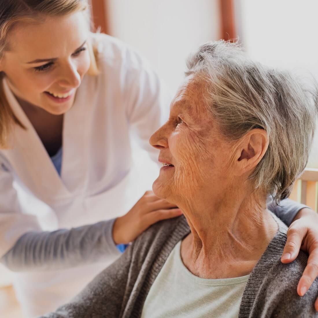 In-Home Care Service | Elder Care | ComForCare Canada - CFC13