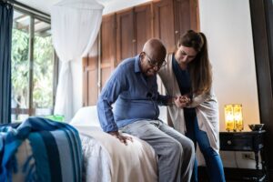 How Transitional Care Helps Seniors Recover from Surgery at Home