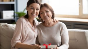 What to Look for When Visiting Older Adults During the Holidays